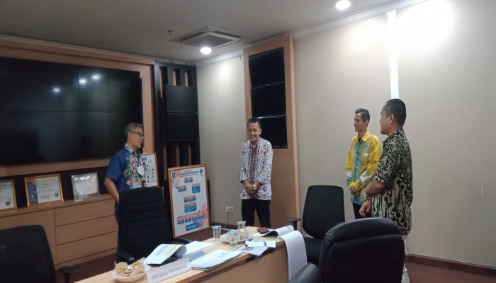 Kunjungan dari Komisi Informasi Provinsi Banten terkait pengisian kuesioner Indeks Keterbukaan PublikGaleri Foto :: KUA Ulumanda